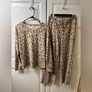 Jenni Leopard Print Pajama Set, Small, NWT
